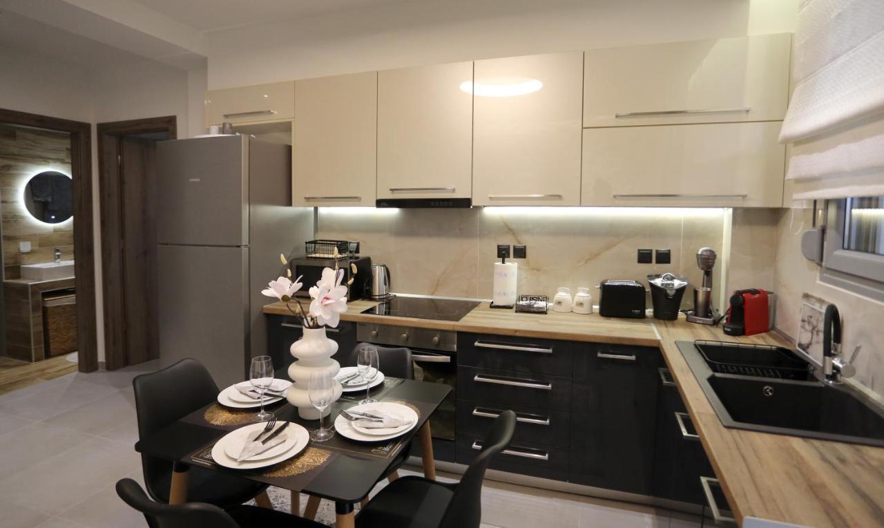 La Larissa Luxury Apartments Koronis Exterior photo