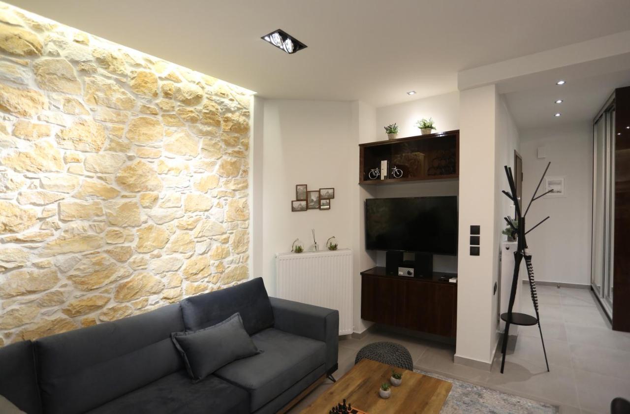 La Larissa Luxury Apartments Koronis Exterior photo
